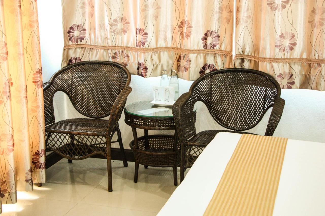 Iyara Hua Hin Lodge Екстер'єр фото