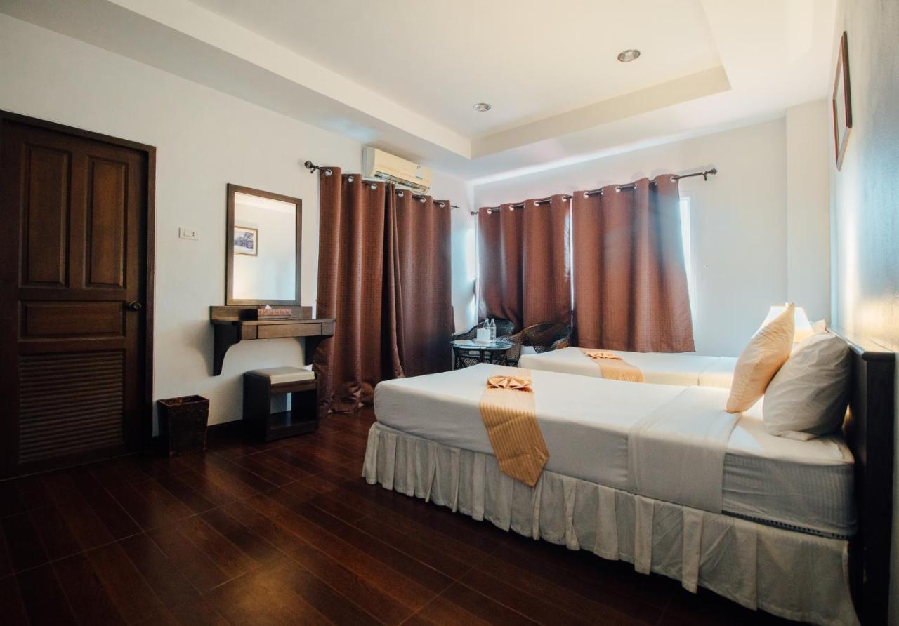 Iyara Hua Hin Lodge Екстер'єр фото