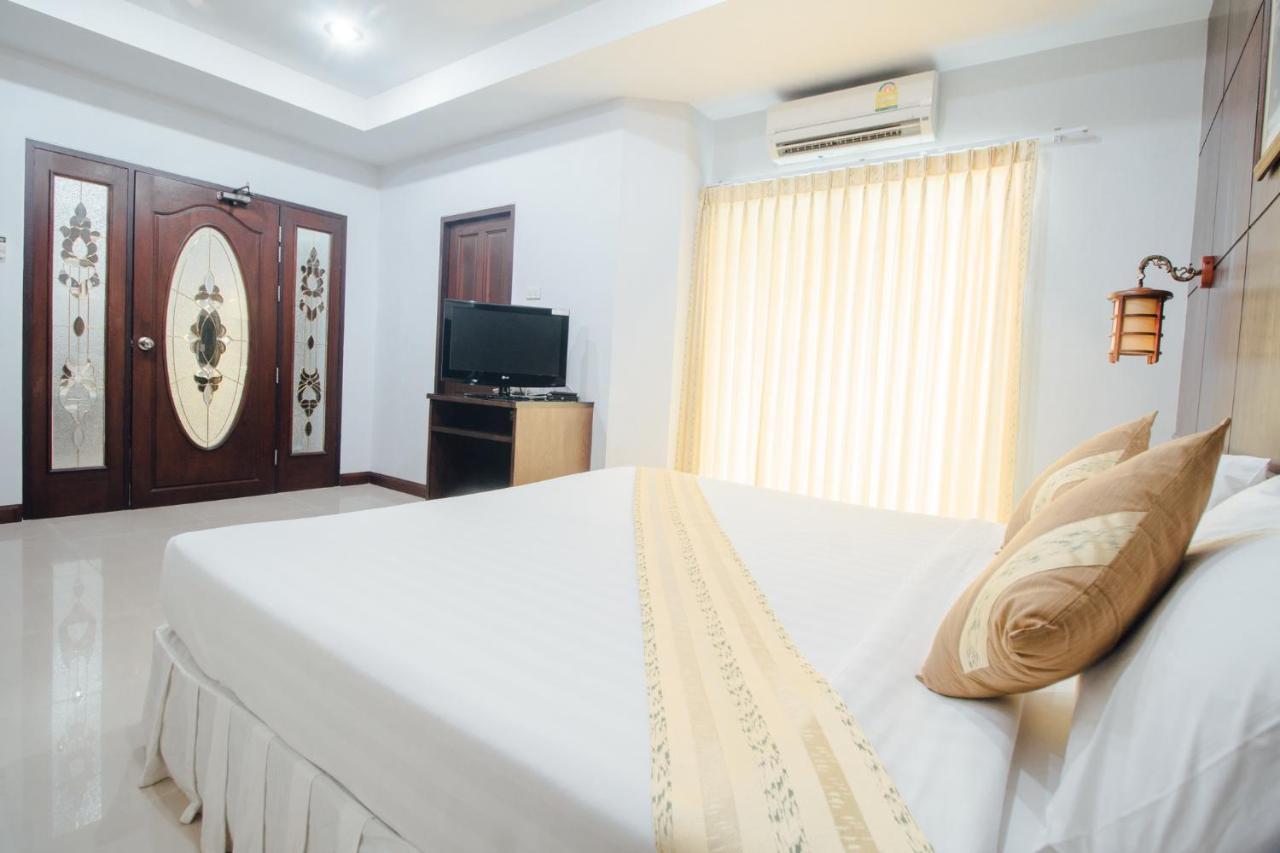 Iyara Hua Hin Lodge Екстер'єр фото